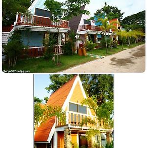 Rainbow House Resort Kamphaeng Phet Exterior photo