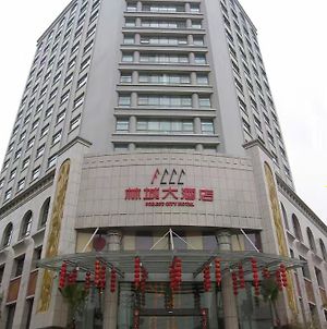 Forest City Hotel Γκουϊγιάνγκ Exterior photo