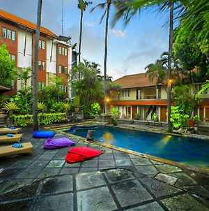 Reddoorz @ Legian Street 3 Ξενοδοχείο Kuta Lombok Exterior photo