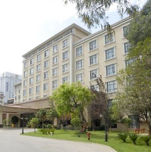 Yunnan Zhenzhuangying Hotel Κούνμινγκ Exterior photo