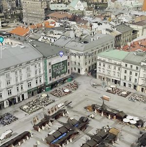 Main Market Square Apartments Krasków Exterior photo