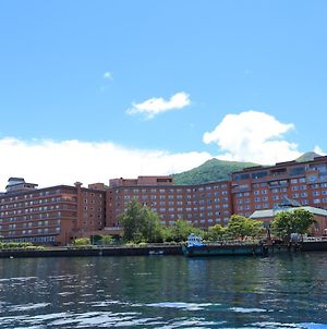 Toyako Manseikaku Hotel Lakeside Terrace Exterior photo
