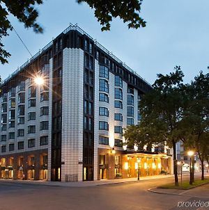 Hilton Vienna Plaza Ξενοδοχείο Exterior photo