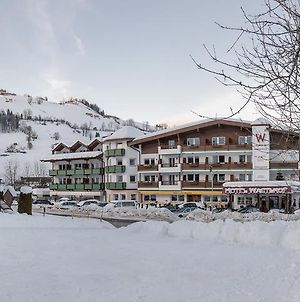 Hotel & Alpin Lodge Der Wastlhof Niederau Exterior photo