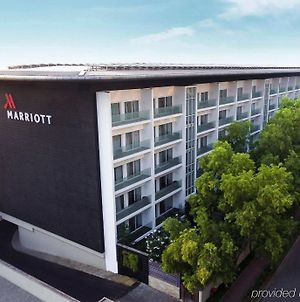 Marriott Suites Πούνε Exterior photo