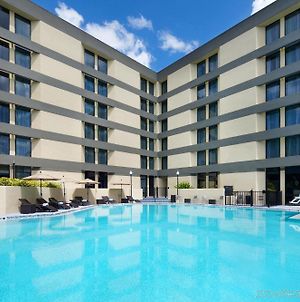 Doubletree By Hilton Orlando East - Ucf Area Ξενοδοχείο Exterior photo