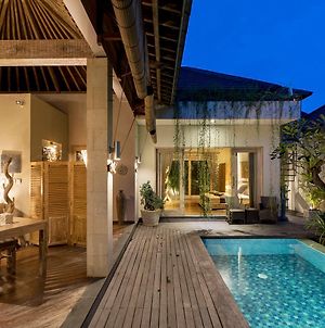 Exotica Bali Villa Bed And Breakfast Canggu Exterior photo