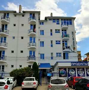 Hotel Isidor Vityazevo Exterior photo