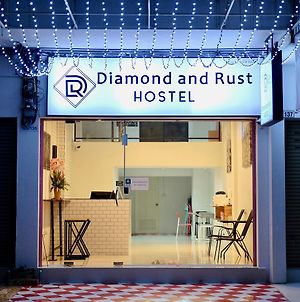 Diamond & Rust Hostel Μπανγκόκ Exterior photo