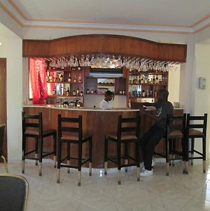 Hotel Tabarre 'S Palace Πορτ-ο-Πρενς Exterior photo