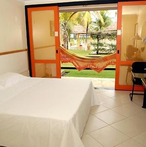 Hotel Parque Dos Coqueiros Convention Resort Αρακαζού Exterior photo