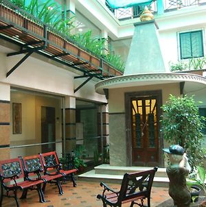Haredia Hotel Βομβάη Exterior photo