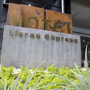 Hotel Lleras Express Μεντεγίν Exterior photo
