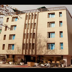 Hotel Shanti Plaza-By Haveliya Hotels Νέο Δελχί Exterior photo