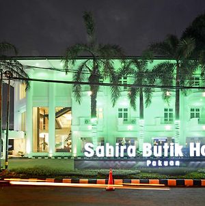 Sahira Butik Pakuan Syariah Hotel Μπογκόρ Exterior photo