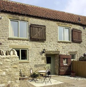 Cow Byre Cottage Pickering Exterior photo