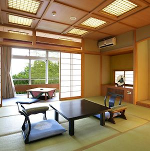 Onsenyado Tsukagoshiya Shichibee Ξενοδοχείο Shibukawa Exterior photo