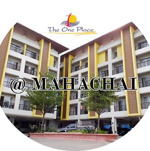 The One Place Apartment Samut Sakhon Exterior photo