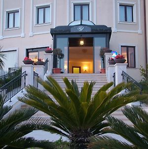 Hotel San Giorgio Κρότωνας Exterior photo
