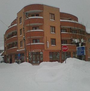 Gelov Hotel Berkovitsa Exterior photo