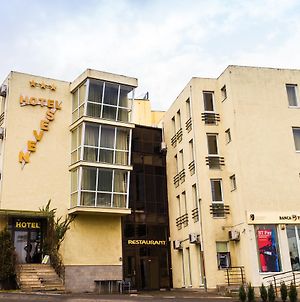 Hotel Seven Κλουζ-Ναπόκα Exterior photo