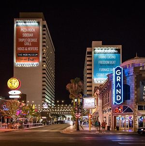 Downtown Grand Hotel & Casino Λας Βέγκας Exterior photo