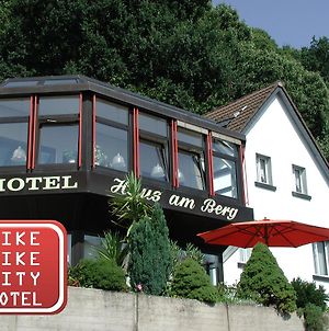 Hotel Haus Am Berg Τρίερ Exterior photo