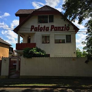Palota Panzio Bed and Breakfast Βουδαπέστη Exterior photo