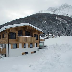 Chalet Bella Βίλα Pettneu am Arlberg Exterior photo