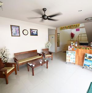 B Place Guesthouse Νησί Phi Phi Exterior photo