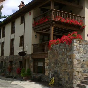 Casa Fidela Ξενοδοχείο Lomeña Exterior photo