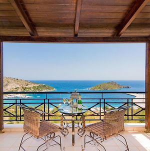 Coastal Paradise Found - Komis' Premium Retreat Βίλα Άγιος Νικόλαος Exterior photo