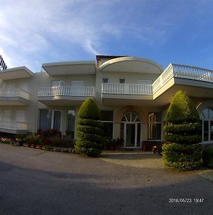 Hotel Akrogiali Κορινός Exterior photo