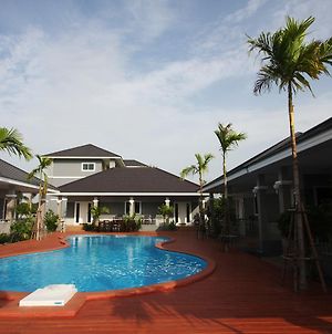 Rongsang Resort Nong Khae Exterior photo