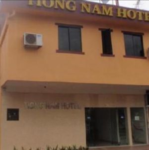 Tiong Nam Hotel Pasir Gudang Exterior photo