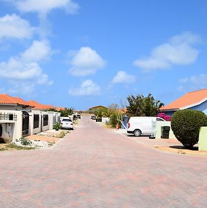 Norrol Apartments Aruba Οράνχεσταντ Exterior photo