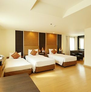 Aspen Suites Hotel Sukhumvit 2 Μπανγκόκ Room photo