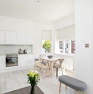 Guestready - Stunning 2Br Home In West Kensington Wbalcony Λονδίνο Exterior photo