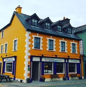 Lynch'S On The Pier Bed and Breakfast Castletownbere Exterior photo