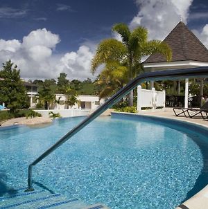 Serenity Villas Barbados Exterior photo