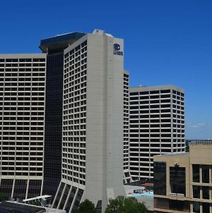 Hilton Atlanta Ξενοδοχείο Exterior photo
