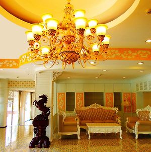 The Grand Paradise Suite Μπανγκόκ Exterior photo