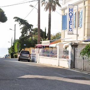 Escale Au Soleil Hotel Et Appart Saint Aygulf Exterior photo