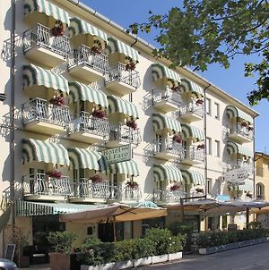 Hotel Al Faro Τσέρβια Exterior photo