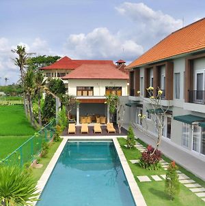 Villa Tangtu Beach Inn Sukawati Exterior photo