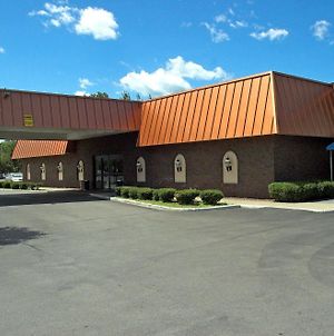 Surestay Plus Hotel By Best Western Albany Airport Exterior photo