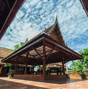 Ayutthaya Retreat Ξενοδοχείο Exterior photo