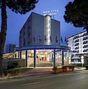 Hotel San Michele Μπιμπιόνε Exterior photo