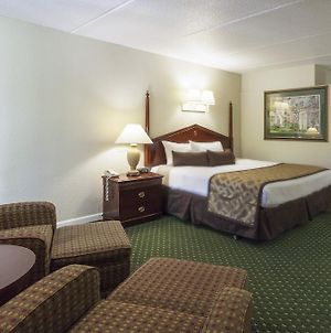 Four Seasons Motor Lodge Gatlinburg Room photo