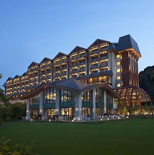 Resorts World Sentosa - Equarius Hotel Σιγκαπούρη Exterior photo